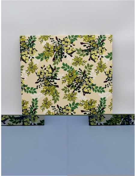 フローラルガーランド